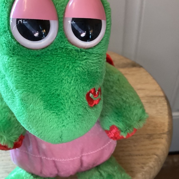 Dan Dee Turtle Musical Dancing Playes Love Machine plush stuffed Valentine's - Picture 9 of 9